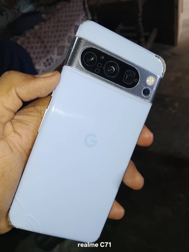 Google Pixel 8 Pro 1