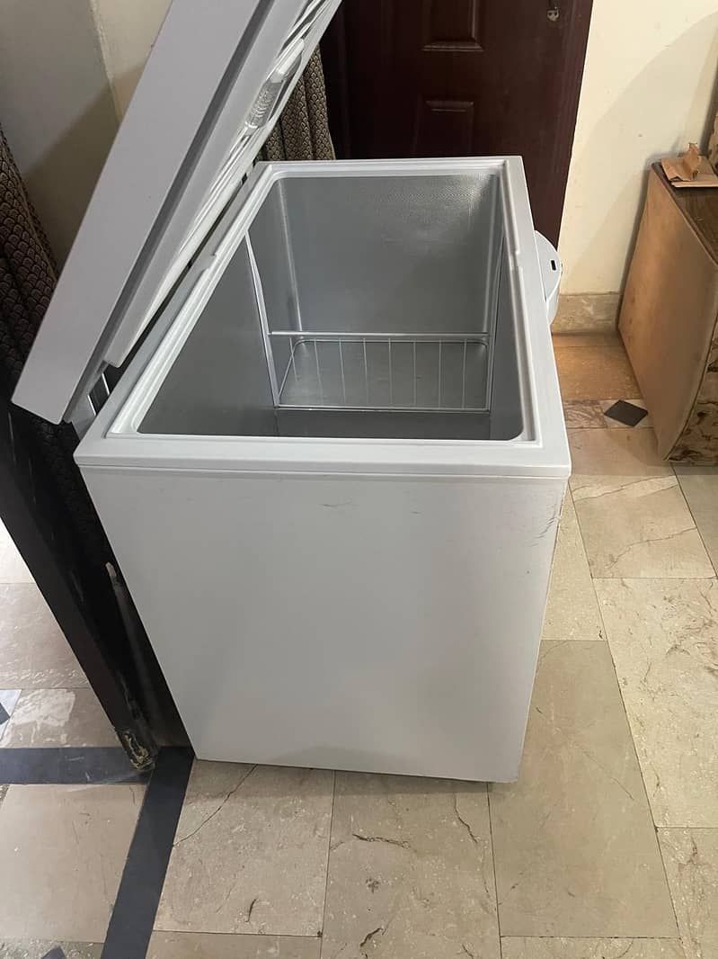 Dawlance freezer 1