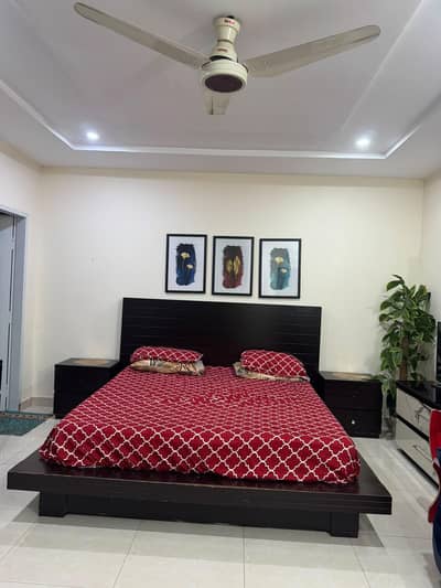 Selling Bed + side Table & dressing table