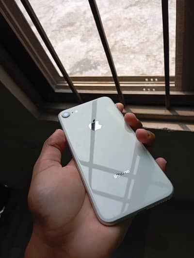 Apple iPhone 8