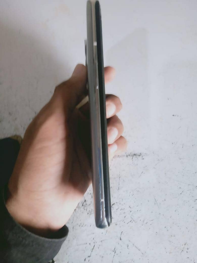 One Plus 9 Pro 4
