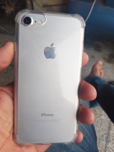 Apple iPhone 7