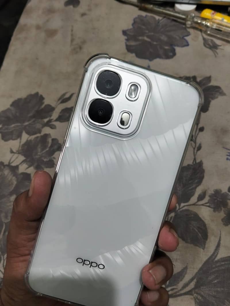 OPPO A6s 0