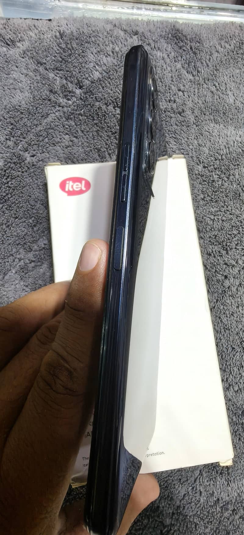 Tecno CAMON 18T 2