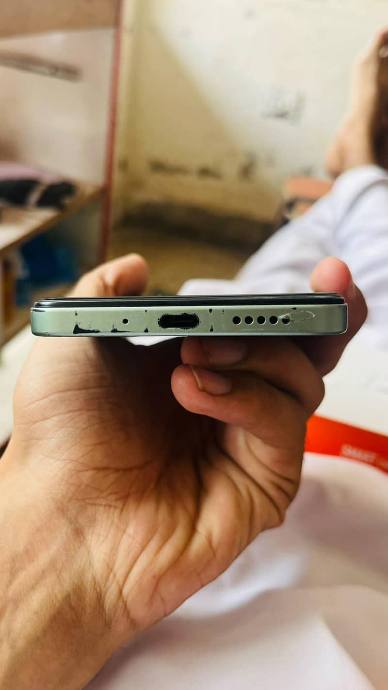 Xiaomi POCO C75 3