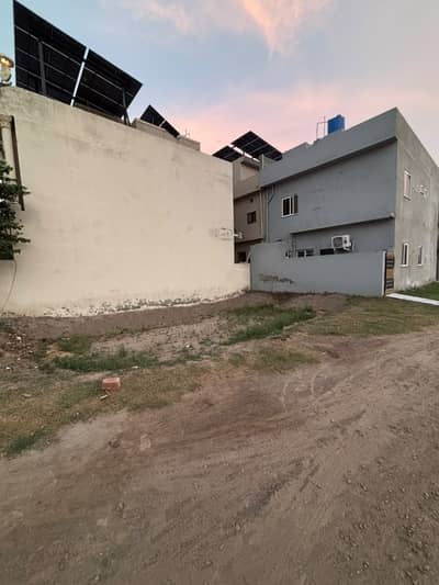 Own A Prime Location Residential Plot In 5 Marla Lahore