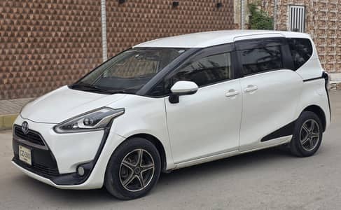Toyota Sienta 2020