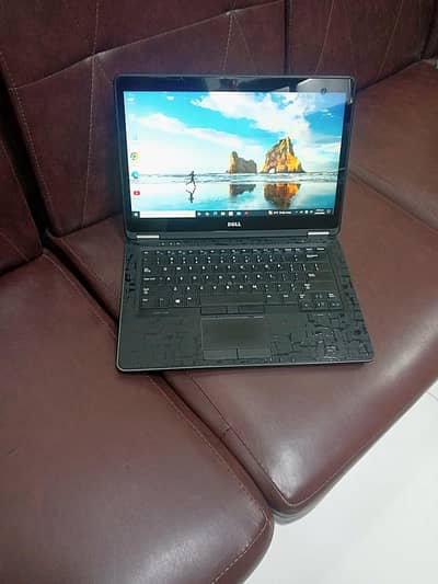 Dell touchscreen slim laptop i5 4th gen 8gb 128gb fast SSD all ok