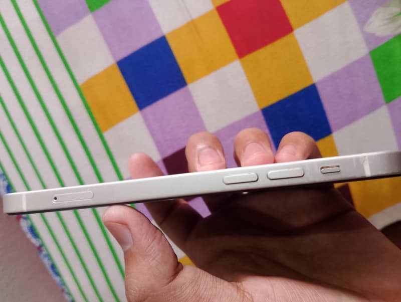 Apple iPhone 12 0