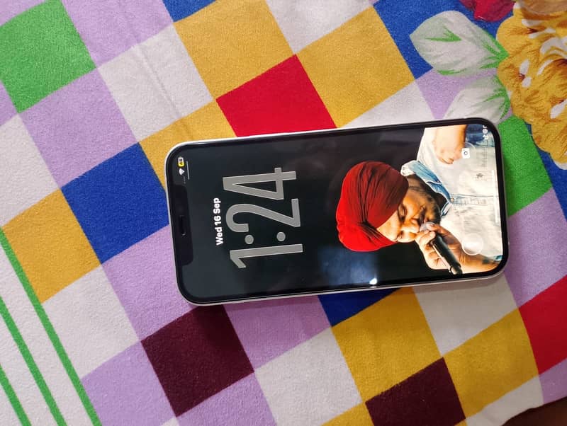 Apple iPhone 12 2