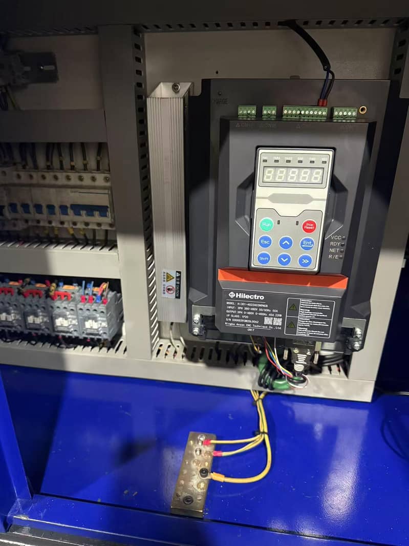 injection moulding machine 2