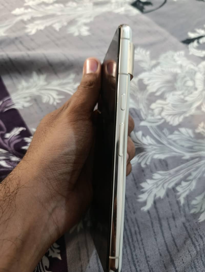 Google Pixel 8 Pro 7