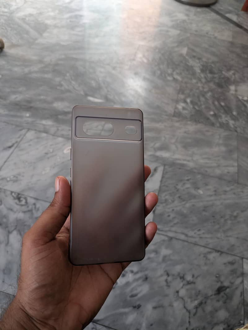 Google Pixel 7A 2