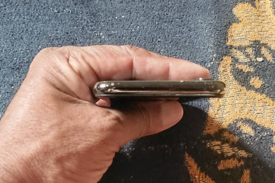 Apple iPhone X 2
