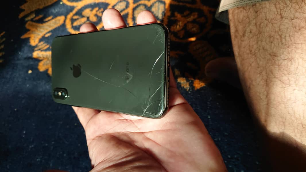 Apple iPhone X 6
