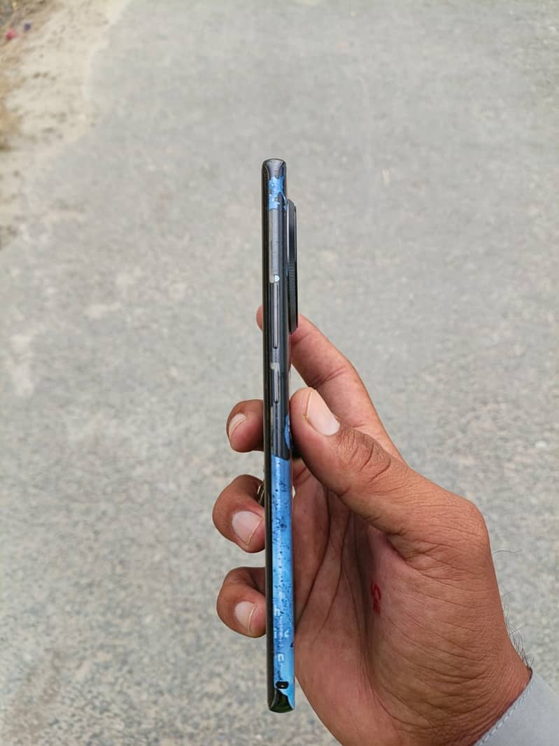 Tecno CAMON 30S 3