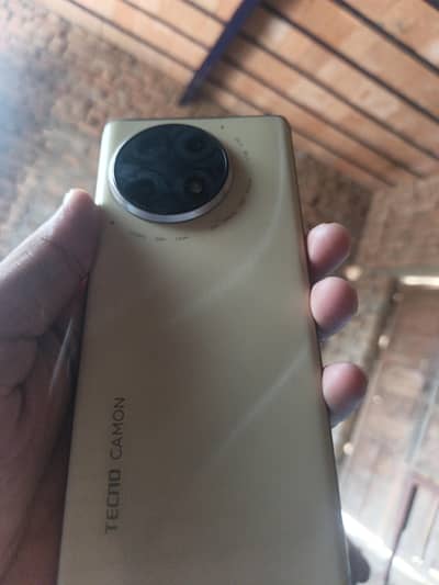 Tecno CAMON 30S