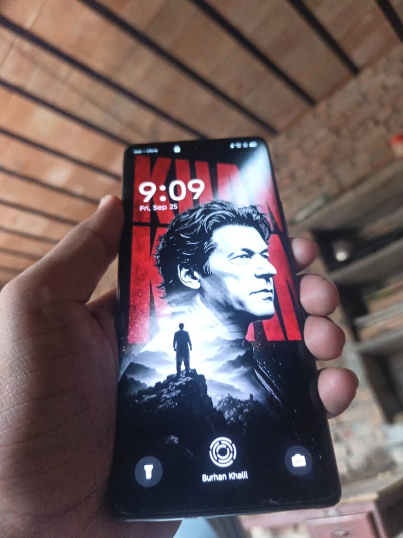Tecno CAMON 30S 1