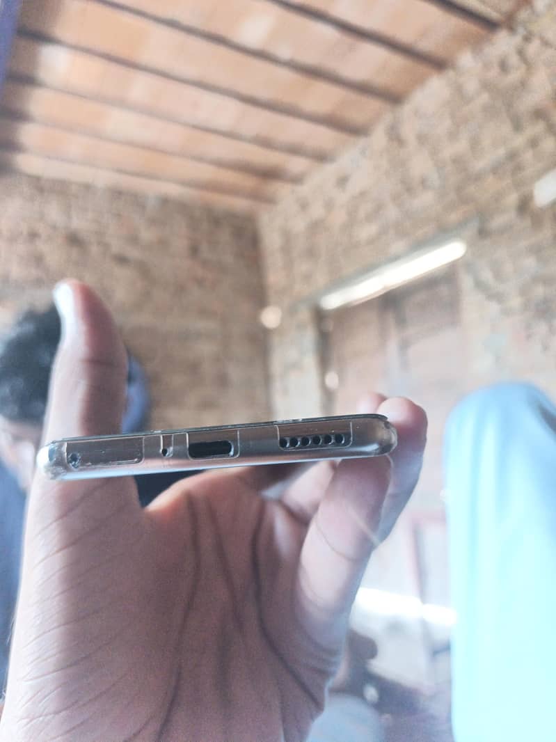 Tecno CAMON 30S 3