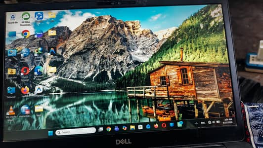 Dell Latitude 7490 i5 8th Generation 8GB Ram-256GB SSD   03409111548