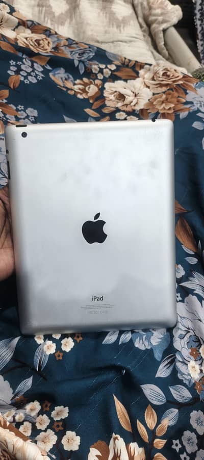apple tablet hai used mai. hai sab chez sai Acha koi kahrabi nhi hai