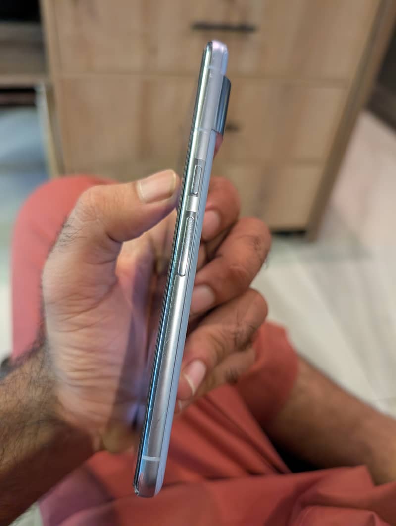 Google Pixel 8 Pro 2