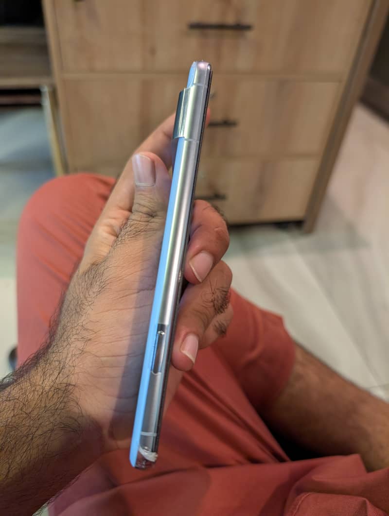 Google Pixel 8 Pro 4