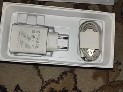 y 400