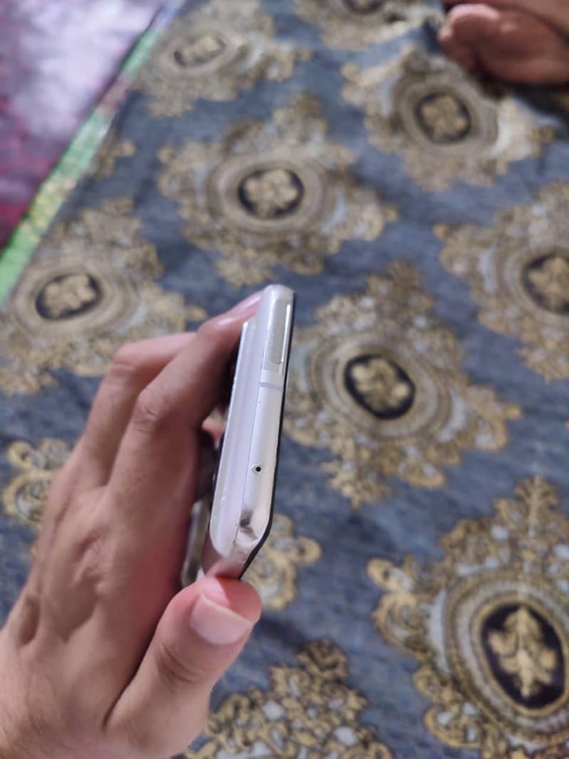 Google Pixel 7 Pro 4
