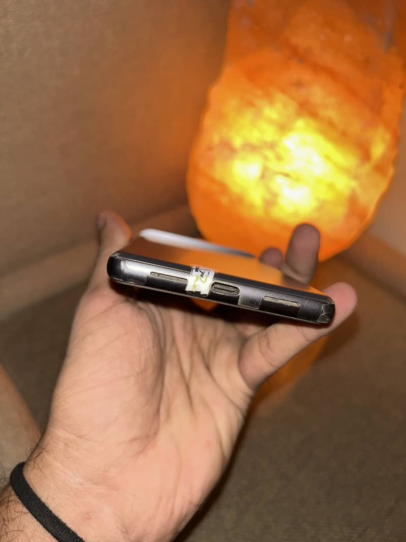 Google Pixel 7 4