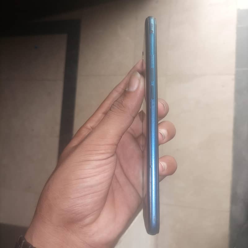 OPPO A7 4