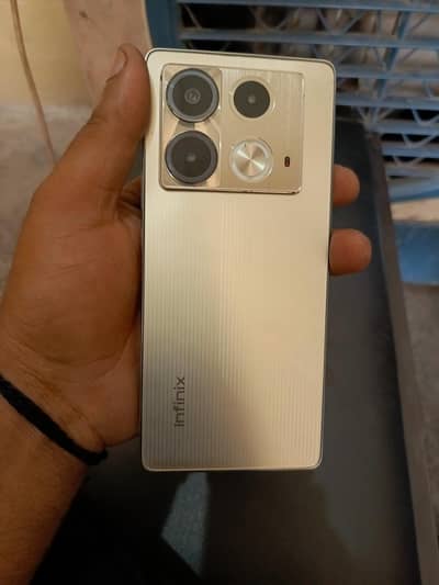 Infinix Note 40