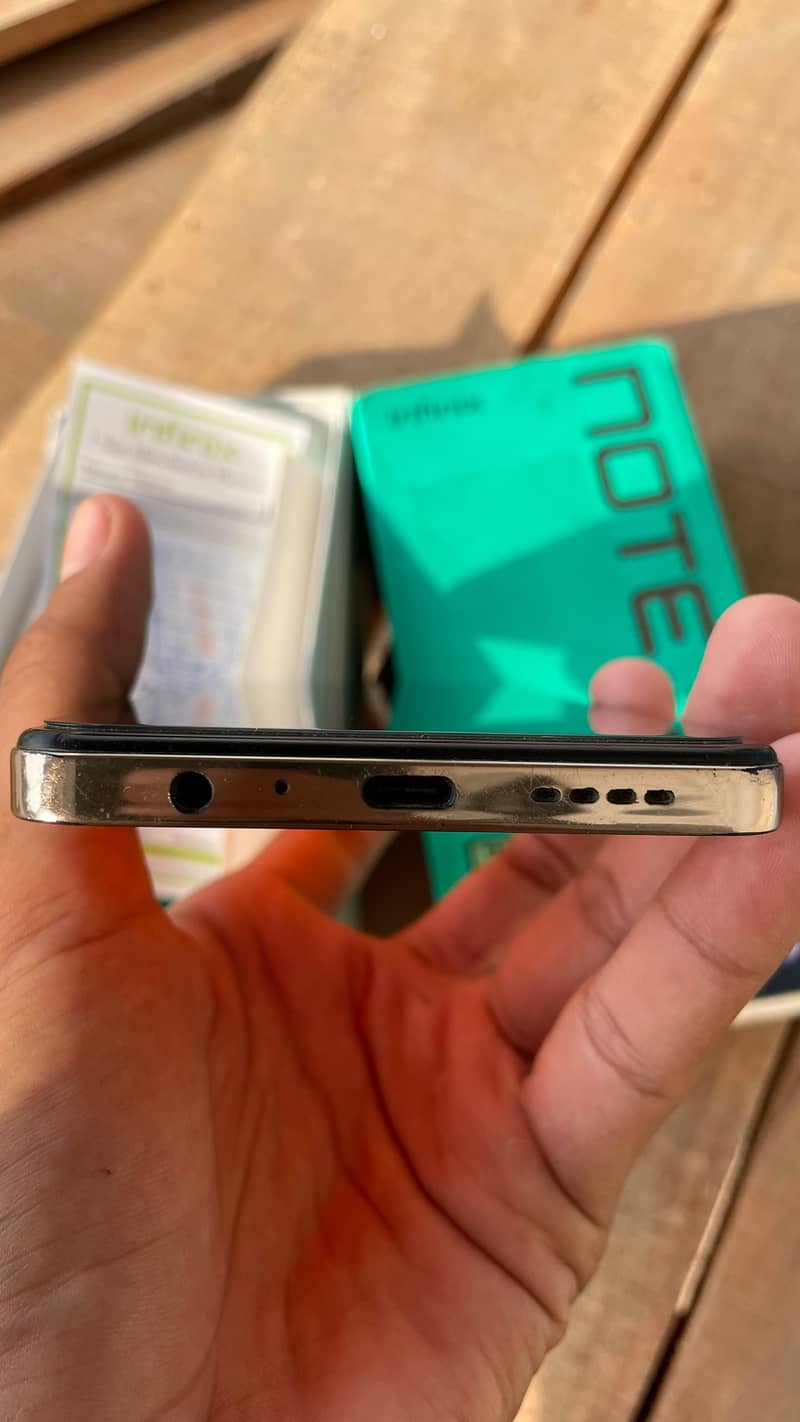 Infinix Note 30 1