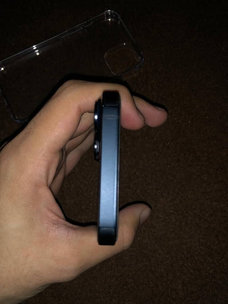 Apple iPhone 14 2
