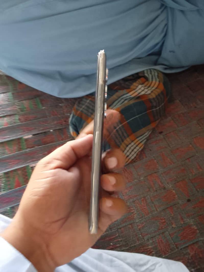 Tecno CAMON 40 Pro 5