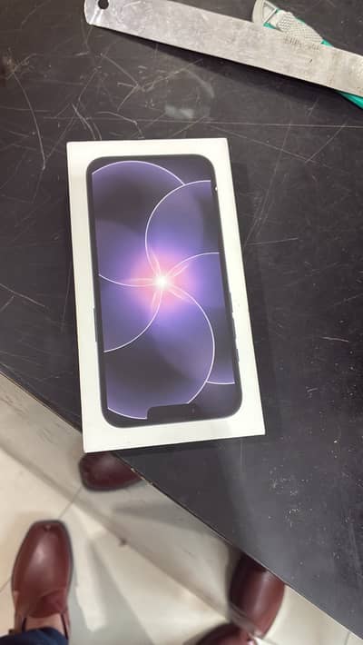 Apple iPhone 17e