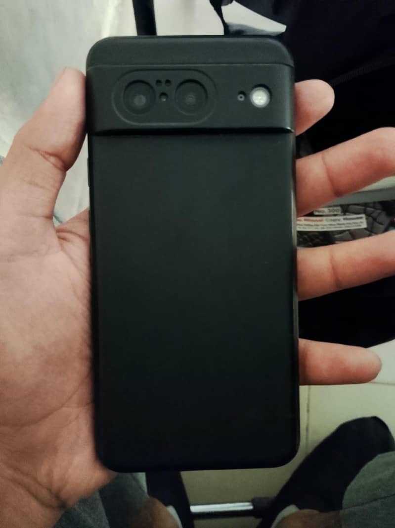 Google Pixel 8 2