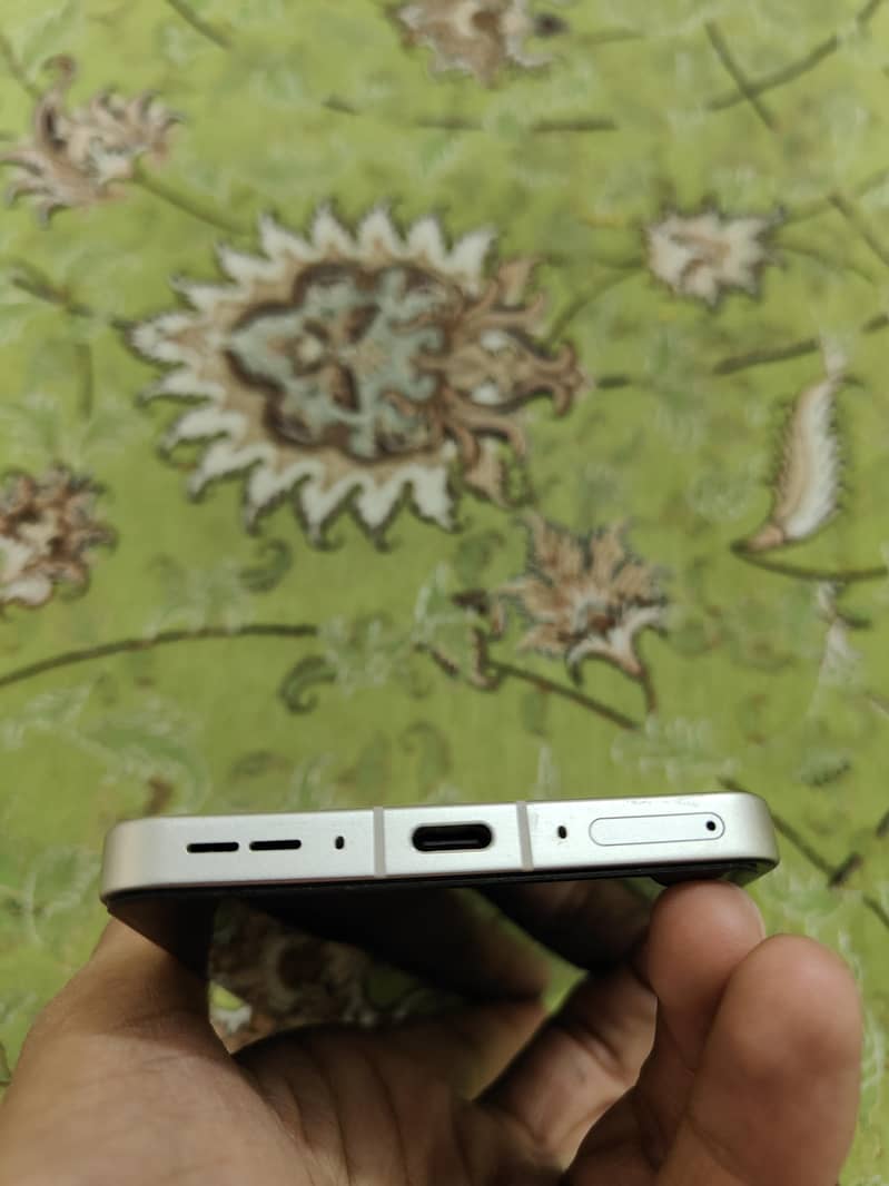One Plus 13R 3