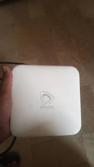 mane android tv li h is wajha sy sell kar raha hon