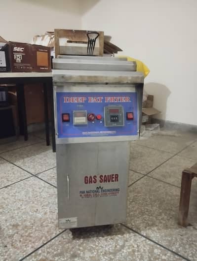 16- Liter Deep Fryer for Commercial Use