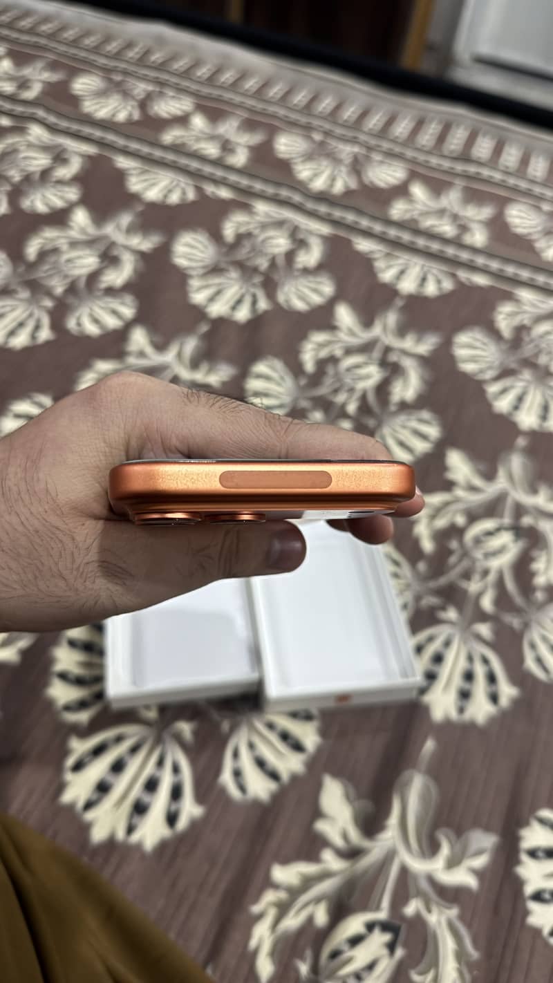 Iphone 17 pro max 1