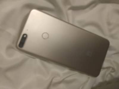 Huawei y7 mobile 3/32gb non pta 0322 7084554 whats Ap number