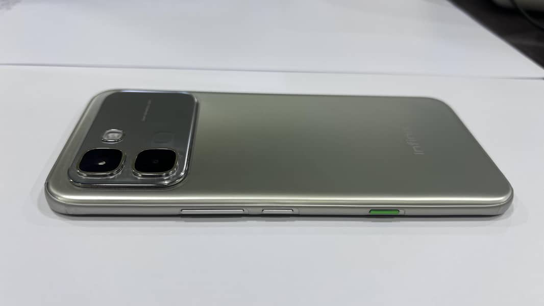 Infinix Note Edge 4