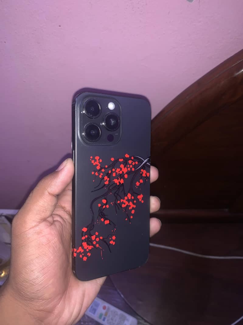 Apple iPhone 15 Pro Max 0
