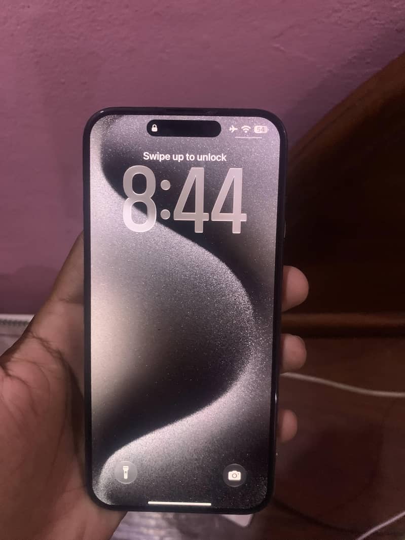 Apple iPhone 15 Pro Max 2