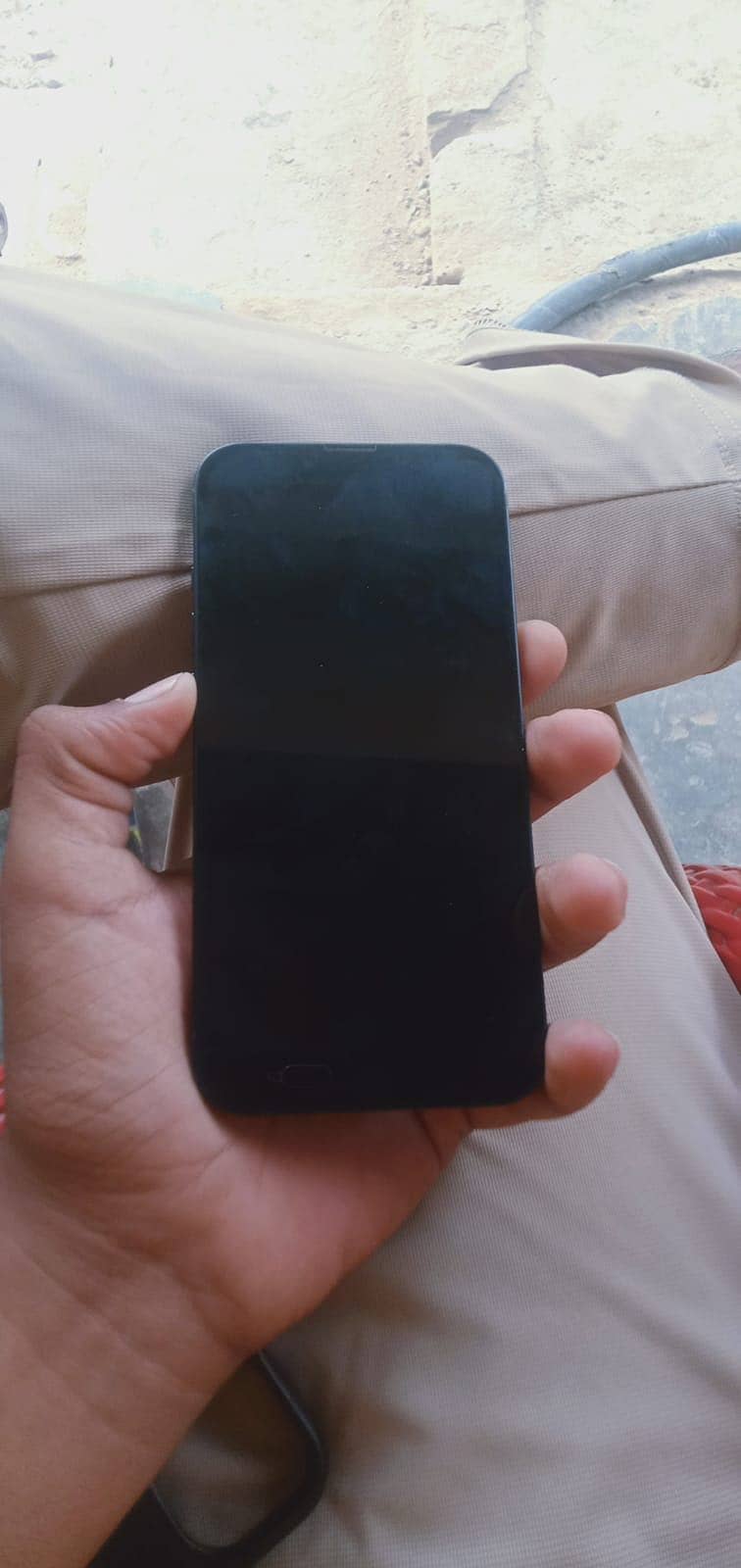 Apple iPhone 13 2