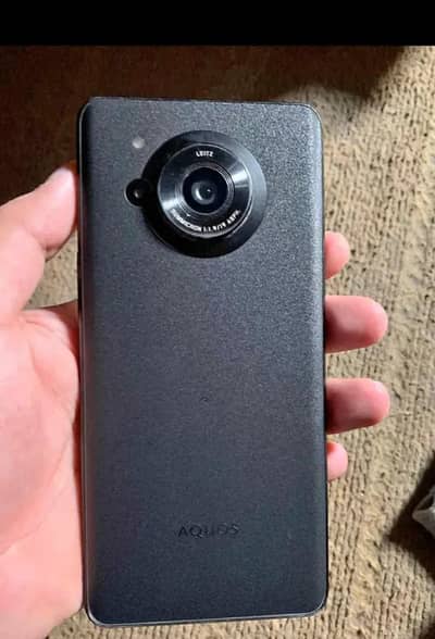 Sharp Aquos Sense7