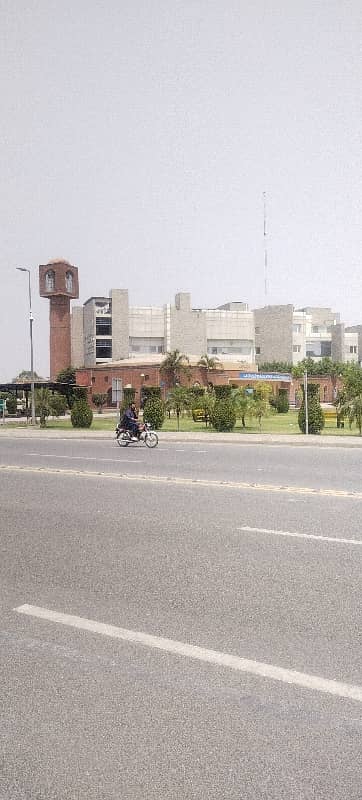 10 Marla Plot For Sale In G4 Block Bahria Orchard Phase 4 Lahore