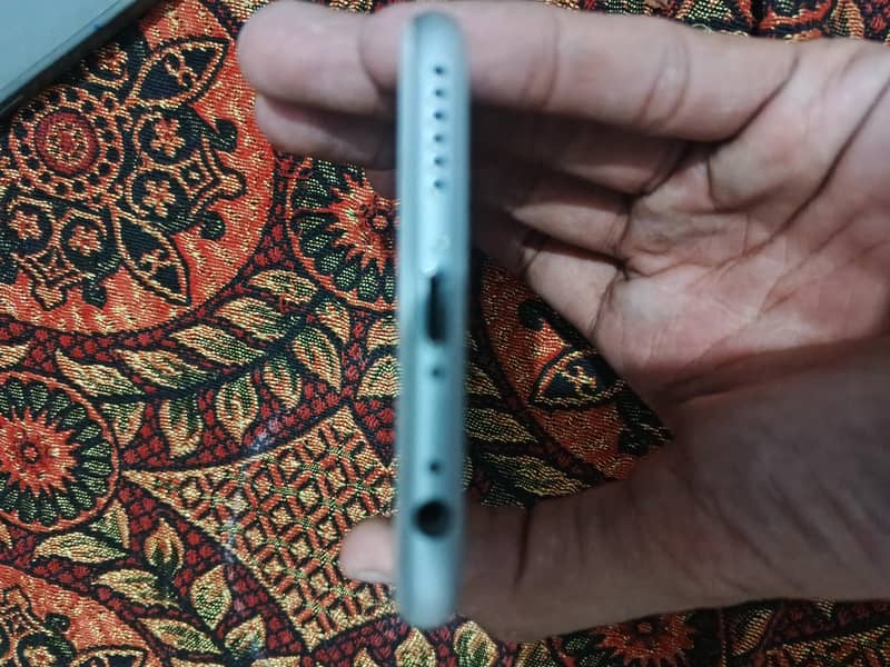 Apple iPhone 6 2