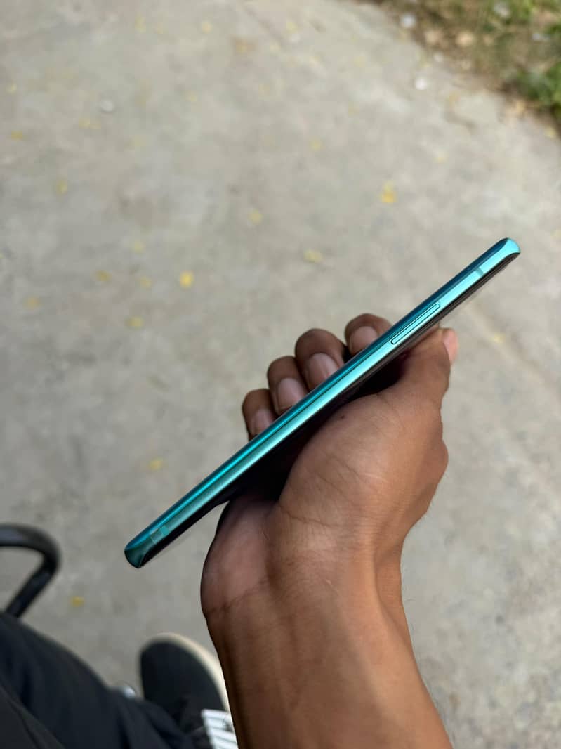 One Plus 8 6